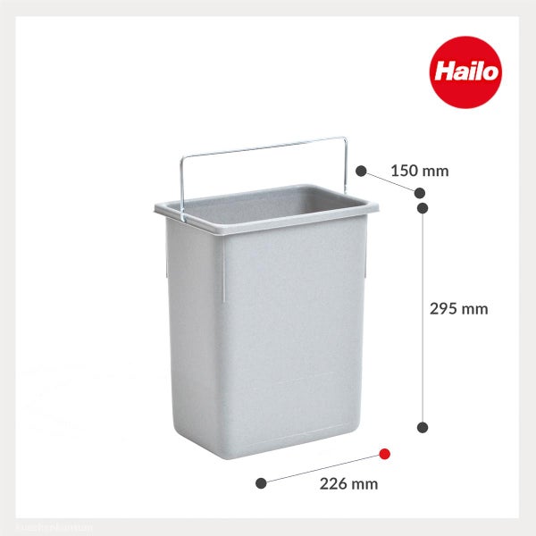 Hailo Logo. Grauer Mülleimer-Einsatz aus Kunststoff mit Metallbügel. Maße: Breite 150 Millimeter, Höhe 295 Millimeter, Tiefe 226 Millimeter.