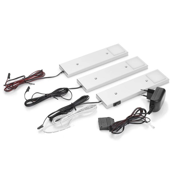 LED Unterbauleuchte aus Aluminium mit Wippschalter und Kabelanschluss.