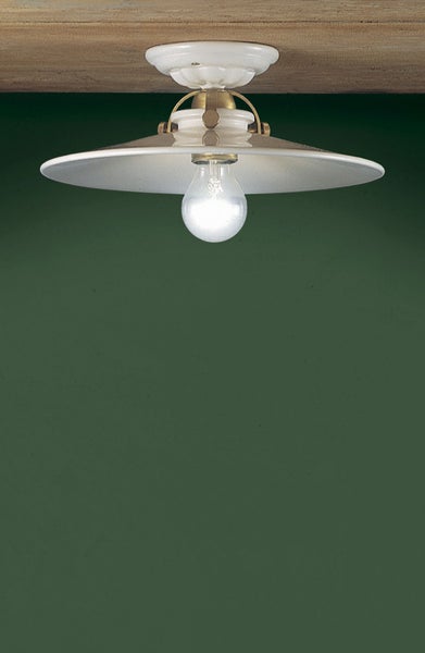 Deckenleuchte mit Lampenschirm und Glühbirne