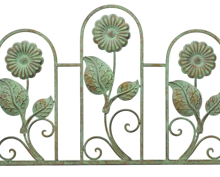 Dekorative Gartenzaunblende mit Blumenmuster aus Metall