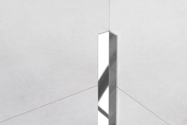 Inneneck-Li-Profil aus Edelstahl  2 cm x 2 cm x 270 cm – poliertes Silber