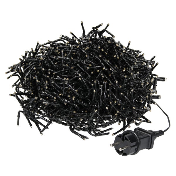 LED Lichterkette mit vielen kleinen Leuchten und einem Netzstecker für den Innen und Außenbereich