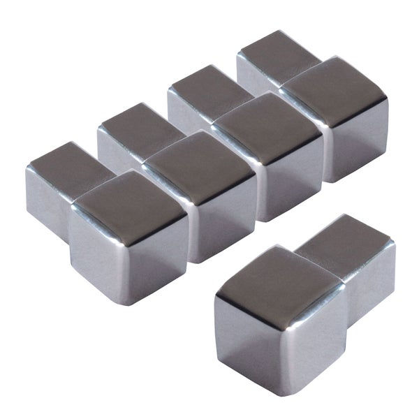 Zehn Magnetwürfel aus Metall mit abgerundeten Kanten.