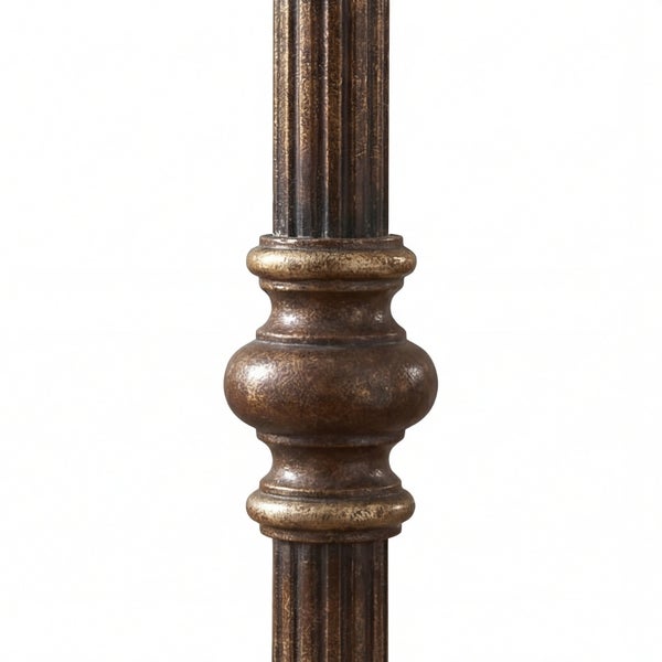 Detailaufnahme einer verzierten Säule