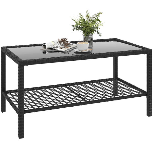 Rechteckiger Polyrattan-Gartentisch mit Glasplatte und Ablagefach unten.