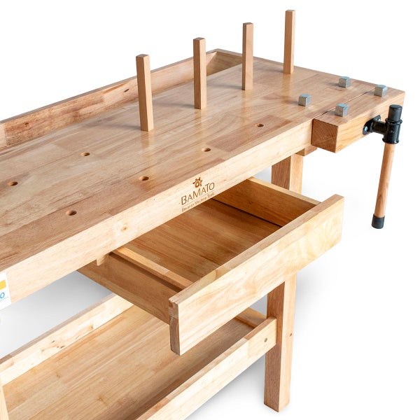 Werkbank aus Holz mit Schublade und Spannvorrichtung