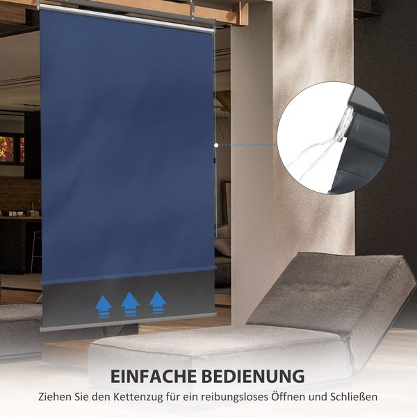 Hohes Gerüst mit mehreren Plattformen für Bau- und Renovierungsarbeiten