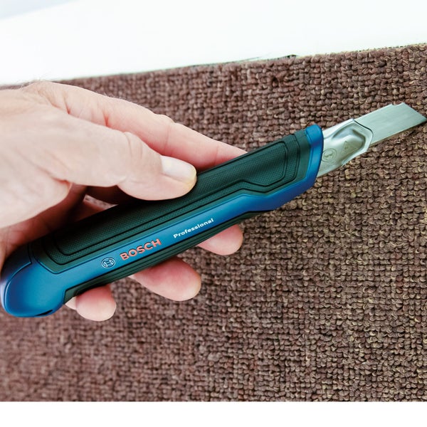 Werkzeugsatz in blauem Koffer