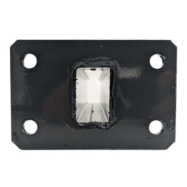 Metallpfostenhalterung mit rechteckiger Öffnung und vier Löchern zur Befestigung.