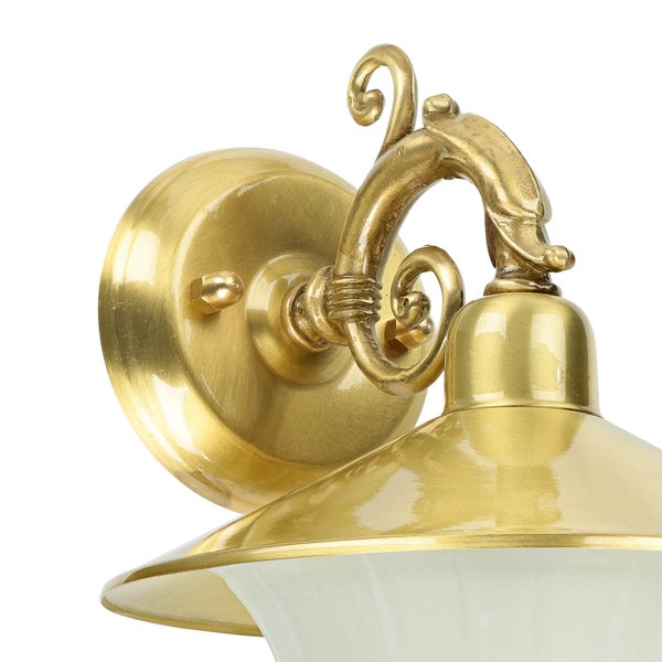 Wandleuchte aus Messing mit Lampenschirm