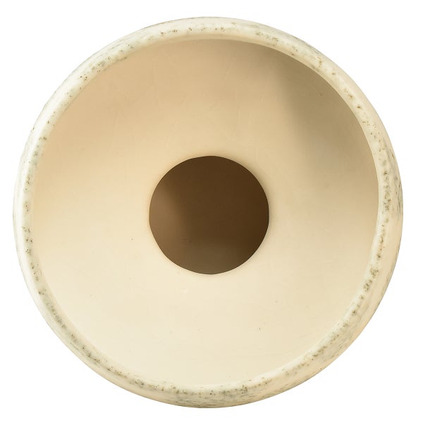 Draufsicht auf einen runden Blumentopf aus Keramik mit gesprenkeltem Rand und einem Loch in der Mitte.