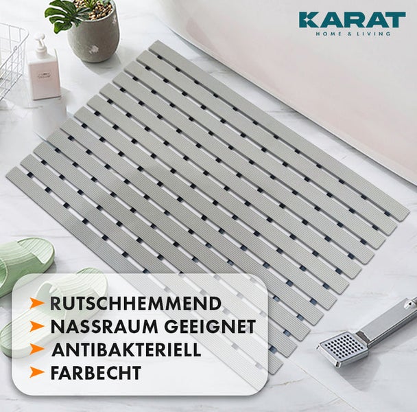 Badezimmer Szene mit grauer Badewannenmatte