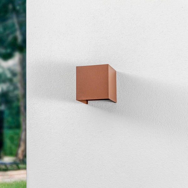 Lindby LED Wandleuchte außen Nivar (spritzwassergeschützt (Modern) in Braun aus Metall (1 flammig, ) - Außenwandleuchten Wandlampe Led Außenlampe Outdoor für Außenwand/Hauswand Haus