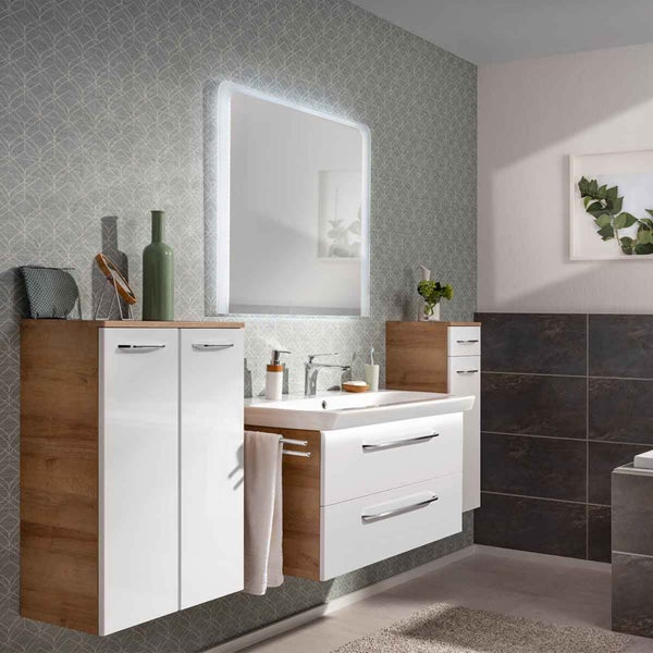 Modernes Badezimmer mit Waschtisch, Spiegelschrank und grauer Wand
