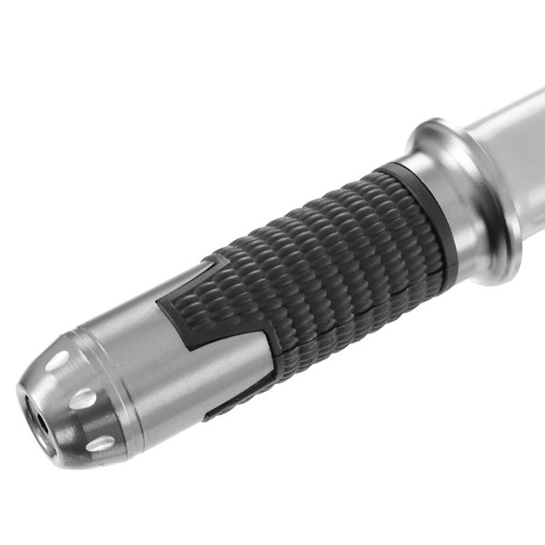 Detailansicht eines Werkzeuggriffs mit rutschfester Gummierung