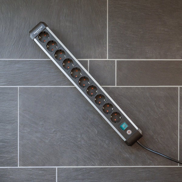 Mehrfachsteckdose mit zehn Steckplätzen