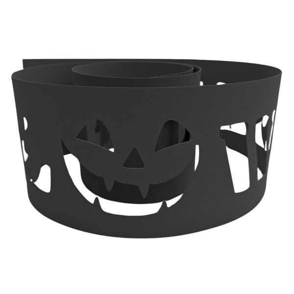 Dekorative Halloween-Tischdekoration mit Kürbisgesicht