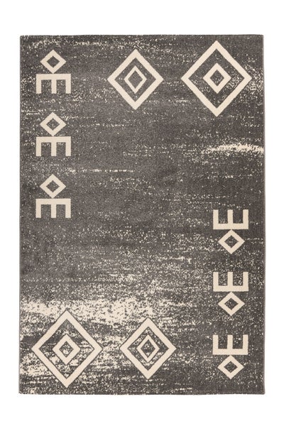 Dunkelgrauer rechteckiger Teppich mit hellen geometrischen Rauten und Motiven im Ethno-Stil in melierter Optik.