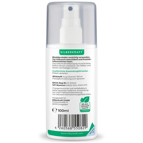 Anwendung von Milbenspray für Hunde und Katzen dargestellt.