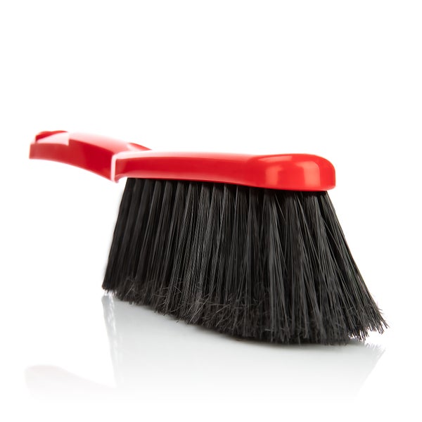 Handfeger mit Kunststoffborsten und Griff