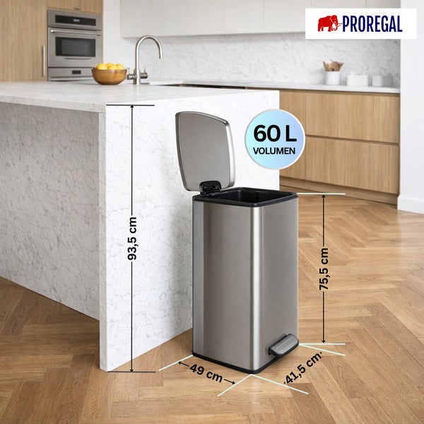 Tretabfalleimer aus Edelstahl, 60 Liter, Maße 75,5 mal 49 mal 41,5 Zentimeter, neben Kücheninsel mit 93,5 Zentimeter Höhe, Proregal Logo.