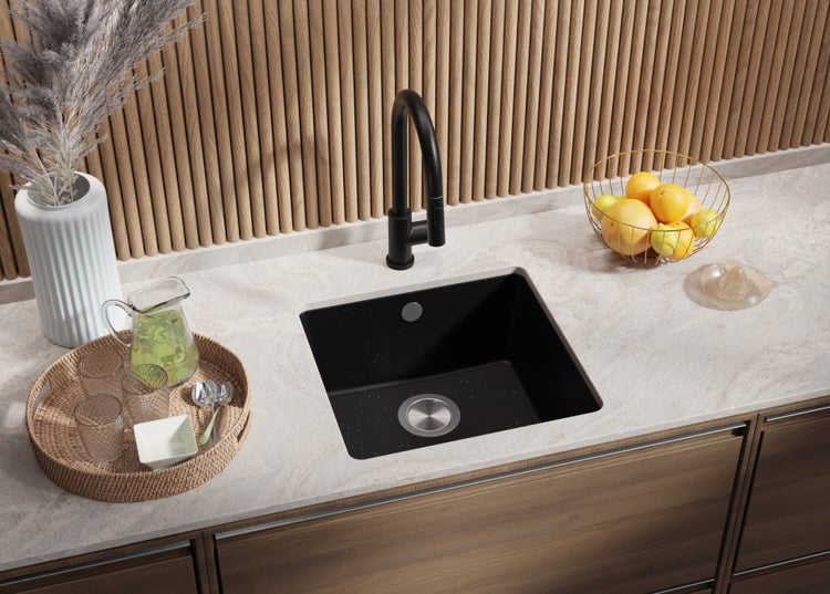 PRIMAGRAN Unterbauspüle Granit Schwarz Metallic 46x44cm, Spülbecken 1 Becken + Küchenarmatur 32x20cm + Ablauf-Set, Granitspüle ab 50er Unterschrank - Venedig Easy