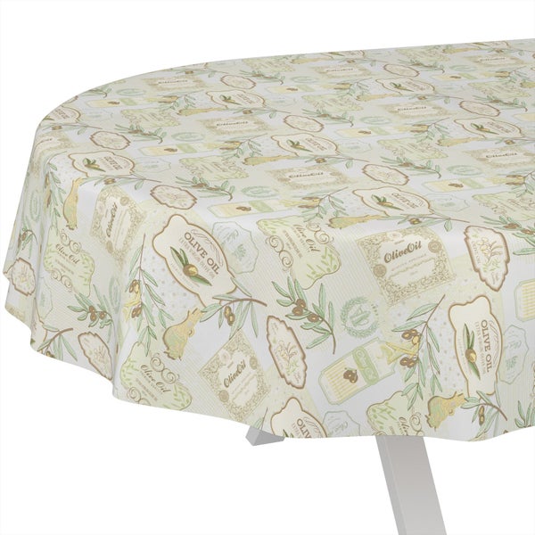 Ovale Wachstuch-Tischdecke mit Motiven von Olivenölflaschen, Etiketten und Olivenzweigen.