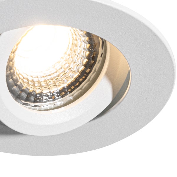 Einbauleuchte, weiß, rund, schwenkbar, eingeschaltet mit strukturiertem Reflektor