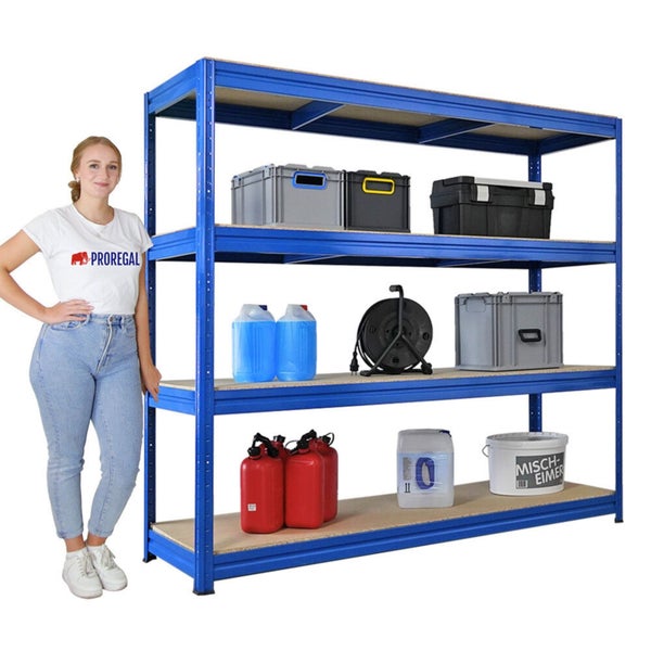 Blaues Schwerlastregal mit vier Ebenen und verschiedenen gelagerten Gegenständen