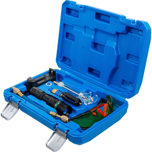 Klimaanlagenlecksuchset im blauen Koffer