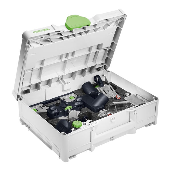 Offener weißer Festool Systainer mit grünem Verschluss und Werkzeugzubehör in einer Schaumstoffeinlage.