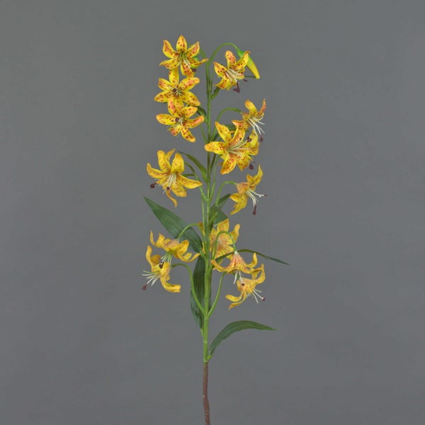 Künstliche Tigerlilie mit gelb-orangen Blüten, roten Punkten, grünen Stielen und Knospen.