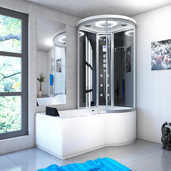 Moderne Eck-Dampfduschkombination mit Badewanne, Glaswänden, integrierten Massagedüsen, Kopfbrause und Beleuchtung in einem hellen Badezimmer.