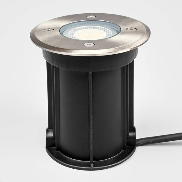 Bodenstrahler mit Gehäuse aus schwarzem Kunststoff und einer Abdeckung aus Edelstahl mit vier Schrauben.