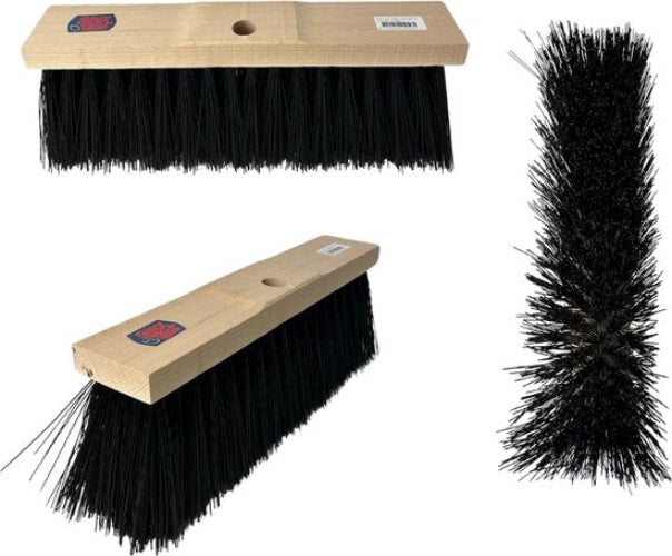 Kehrbesen mit Holzkorpus und schwarzen Borsten in drei Ansichten
