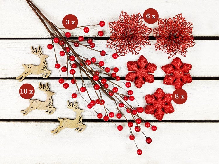 Weihnachtliches Deko Set mit Beeren Zweigen, Sternen und Holz Rentieren für die festliche Tischdekoration oder Weihnachtsbaum Deko.