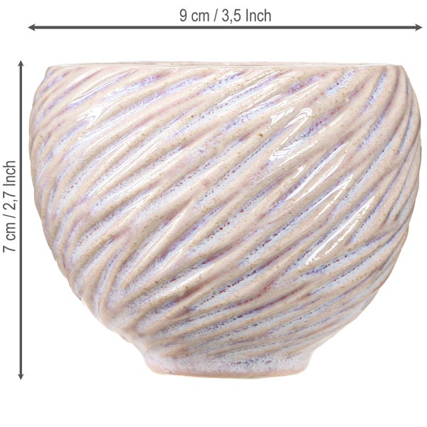 Keramik-Übertopf mit Spiralstruktur, Höhe 7 Zentimeter, Durchmesser 9 Zentimeter.