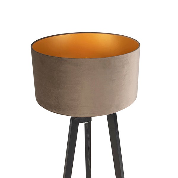 Stehlampe mit Stoffschirm und Holzfuß