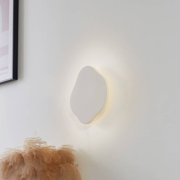 Lindby LED Wandleuchte, Wandlampe Innen Nielson (Modern) in Creme aus Gips/Ton (1 flammig ) - Wandstrahler Wandbeleuchtung Schlafzimmer / Wohnzimmer Wohnzimmerleuchte