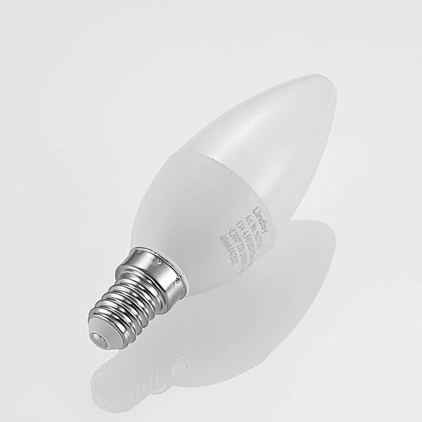 Mattierte LED-Kerzenlampe von Lindby mit E14-Sockel, 4,5 Watt.