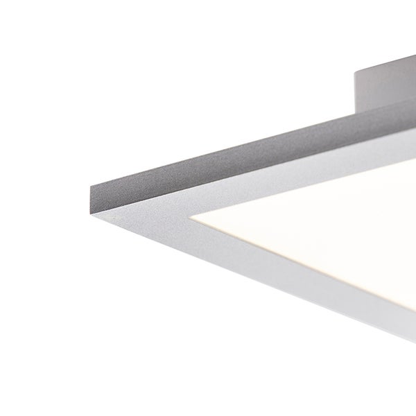 Detailansicht einer silberfarbenen LED-Deckenleuchte