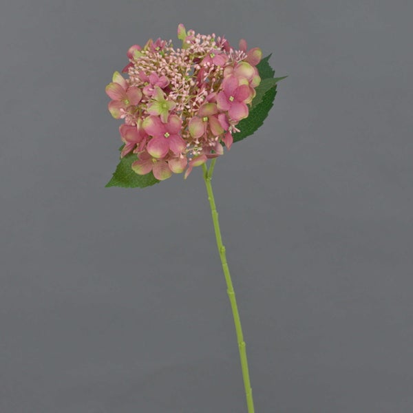 Künstliche Hortensie am Stiel mit rosafarbenen und grünen Blüten sowie grünen Blättern.