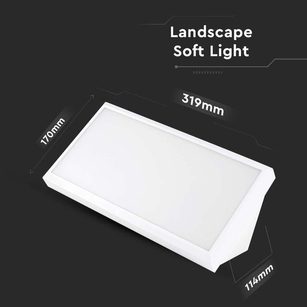 Rechteckige weiße Außenleuchte Landscape Soft Light mit den Maßen 319 Millimeter mal 170 Millimeter mal 114 Millimeter.