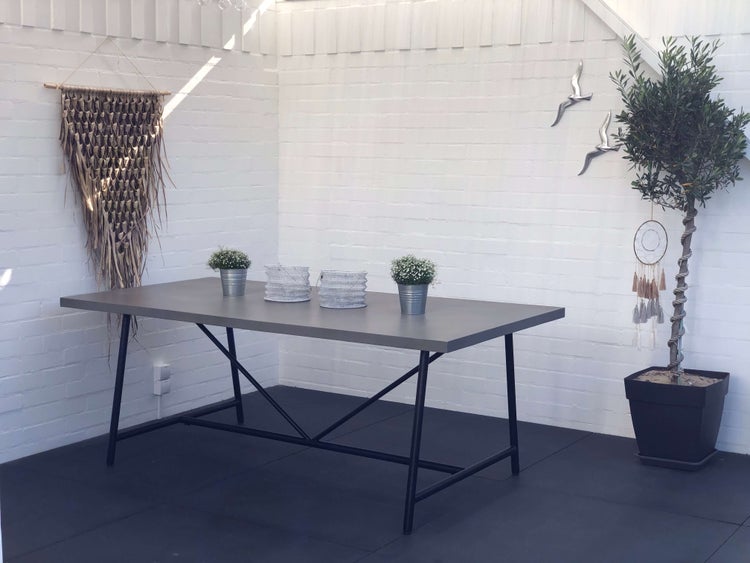 Novum TUBE Esstisch Betontisch 200x100 cm