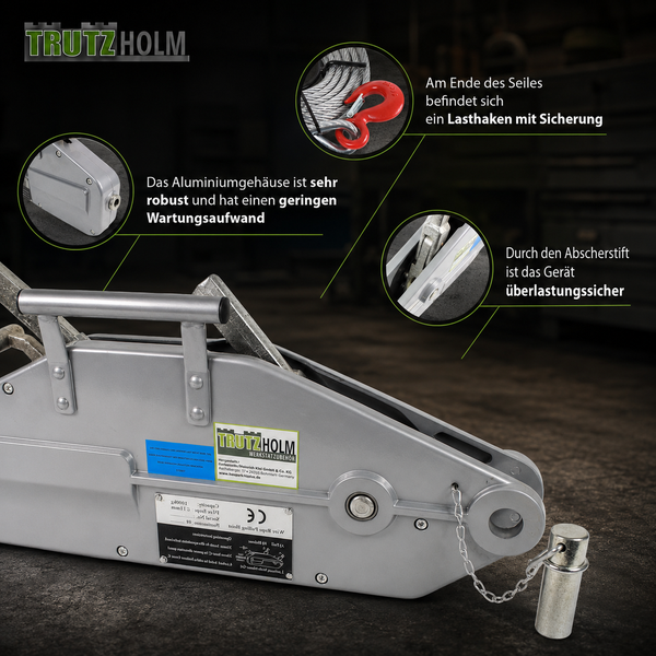 Trutzholm Seilzug mit robustem Aluminiumgehäuse, Lasthaken mit Sicherung und Abscherstift zur Überlastungssicherung.