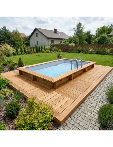 Rechteckiger Pool mit Holzverkleidung und Edelstahltreppe im Garten.