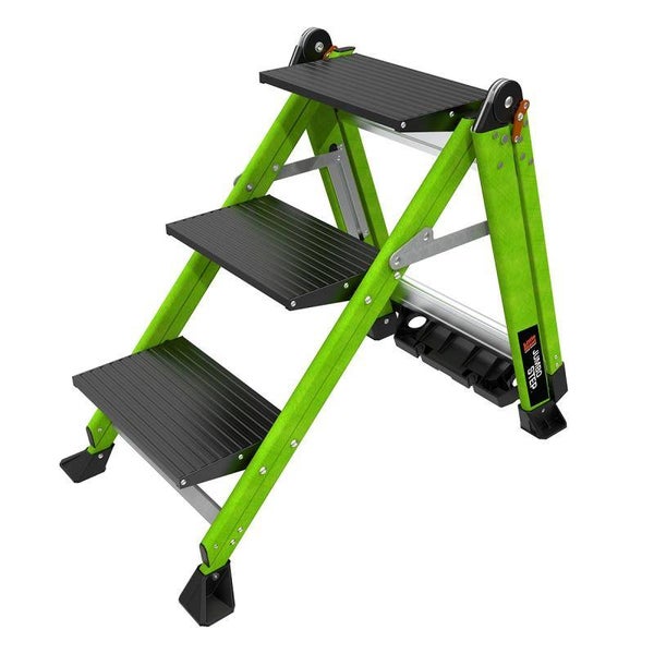 Klapptritt Little Giant Jumbo Step mit 3 breiten Stufen und grünem Aluminiumgestell.