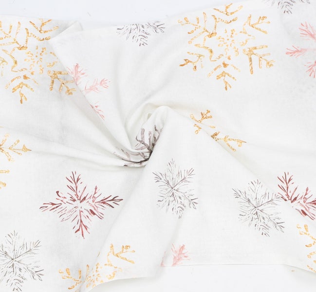 Tischdecke mit Schneeflockenmuster