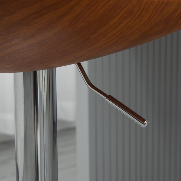 Zwei Barhocker mit Fußstütze und Kunstledersitz