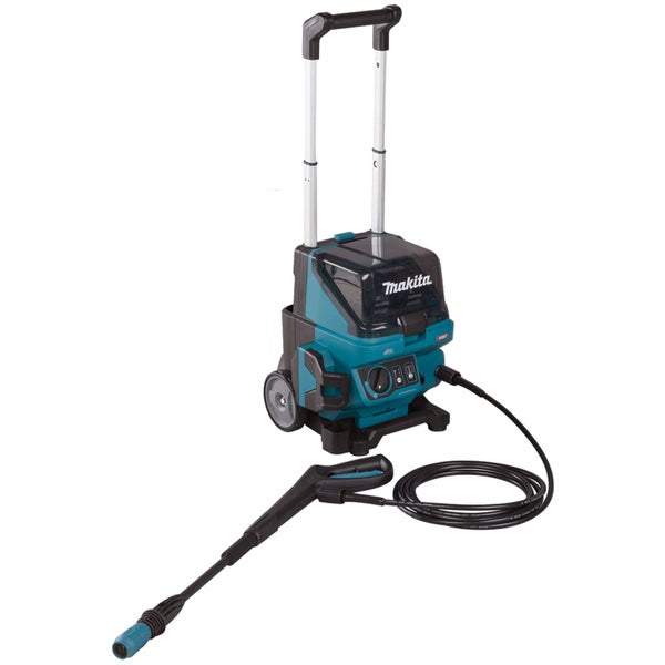 Mobiler Makita Akku-Hochdruckreiniger mit ausziehbarem Teleskopgriff, Rädern, Hochdruckschlauch und Spritzpistole.